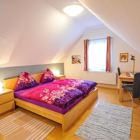 Cafe Hoppala Bed & Breakfast Sankt Peter-Freienstein Exterior photo
